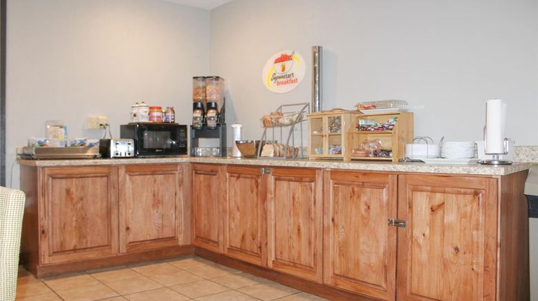 <b>Super 8 Williston Other</b>. Images powered by <a href="https://iceportal.shijigroup.com/" title="IcePortal" target="_blank">IcePortal</a>.