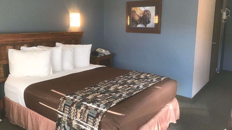 <b>Travelodge Gardiner at Yellowstone Park Room</b>. Images powered by <a href="https://iceportal.shijigroup.com/" title="IcePortal" target="_blank">IcePortal</a>.