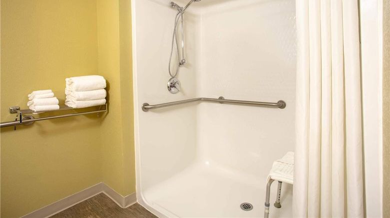 <b>Travelodge Gardiner at Yellowstone Park Room</b>. Images powered by <a href="https://iceportal.shijigroup.com/" title="IcePortal" target="_blank">IcePortal</a>.