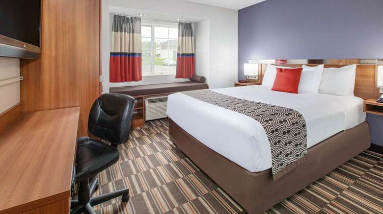 <b>Microtel Inn/Stes by Wyndham Pittsburgh Room</b>. Images powered by <a href="https://iceportal.shijigroup.com/" title="IcePortal" target="_blank">IcePortal</a>.