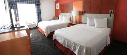 Days Inn Calumet Park Room