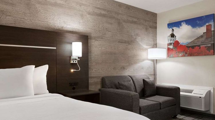 Days Inn Kingston Room