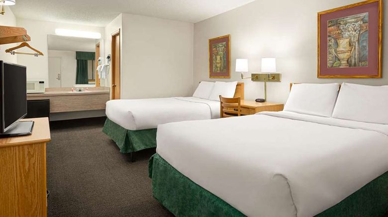 <b>Travelodge Wellington Room</b>. Images powered by <a href="https://iceportal.shijigroup.com/" title="IcePortal" target="_blank">IcePortal</a>.