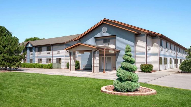 Travelodge Morrill Exterior