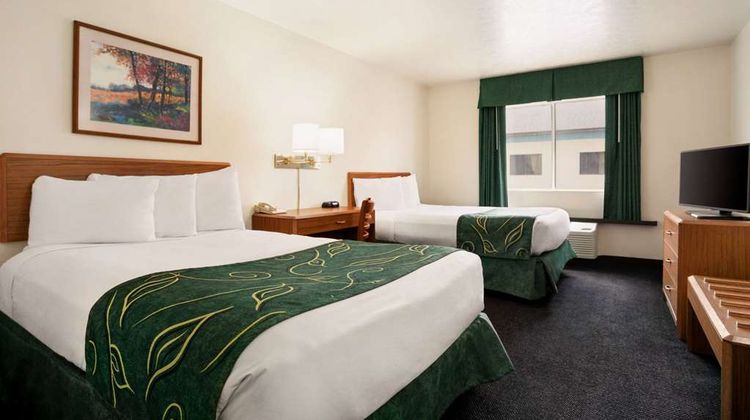 Travelodge Green River Room