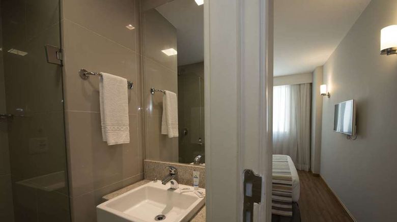 <b>Days Inn by Wyndham Rio de Janeiro Lapa Room</b>. Images powered by <a href="https://iceportal.shijigroup.com/" title="IcePortal" target="_blank">IcePortal</a>.
