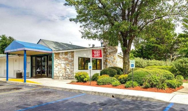 Knights Inn Burlington NC Exterior