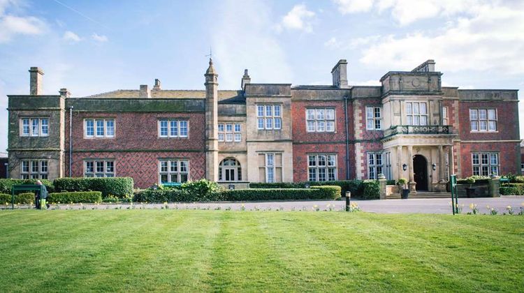 De Vere Cranage Estate Exterior