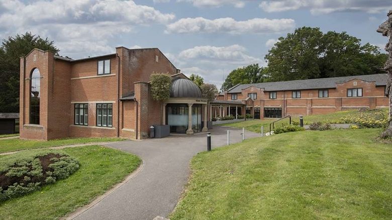 <b>De Vere Latimer Estate Room</b>. Images powered by <a href="https://iceportal.shijigroup.com/" title="IcePortal" target="_blank">IcePortal</a>.