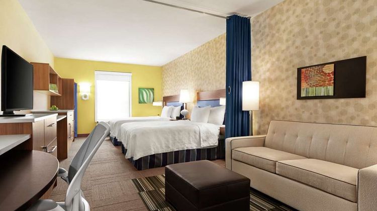 Home2 Suites by Hilton Savannah Airport Room