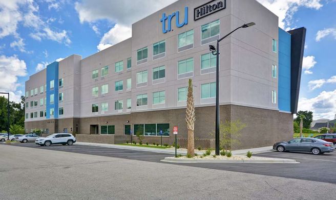 Tru by Hilton Sumter Exterior