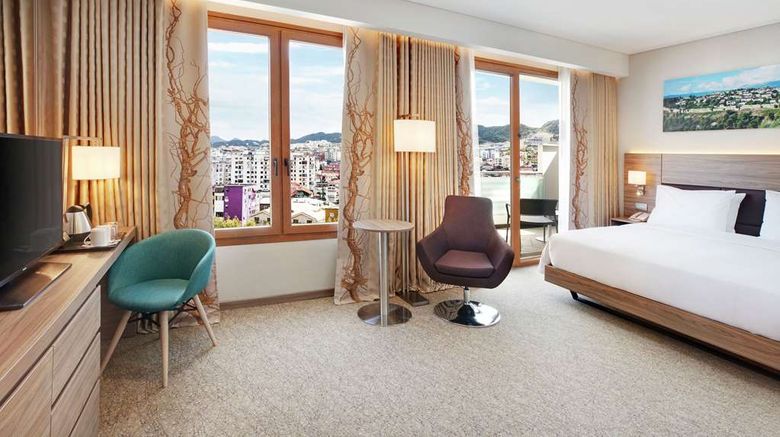 <b>Hilton Garden Inn Tirana Room</b>. Images powered by <a href="https://iceportal.shijigroup.com/" title="IcePortal" target="_blank">IcePortal</a>.