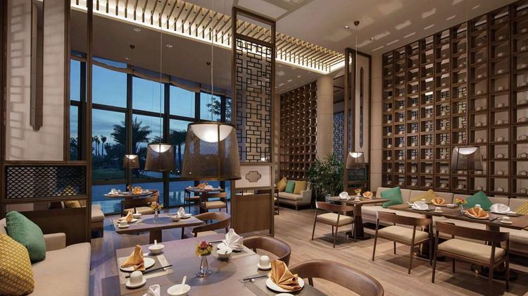 DoubleTree Resort – Xinglong Lakeside Restaurant