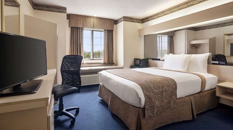 Travelodge Fort Scott Room