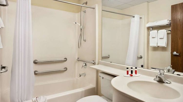 Travelodge Fort Scott Room