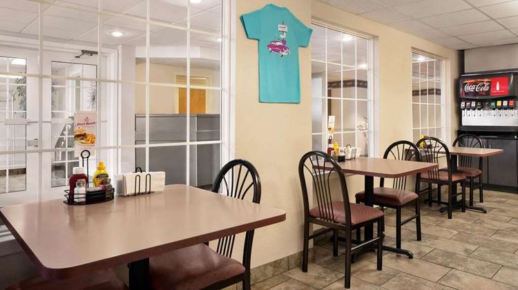 Travelodge Fort Scott Restaurant