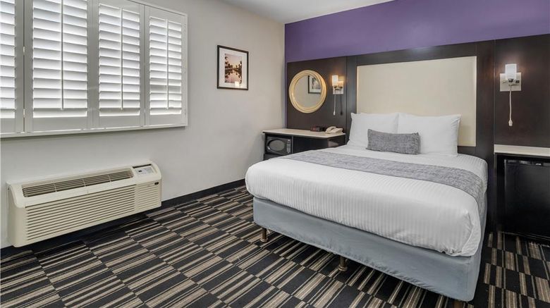 <b>SureStay Hotel by BW Beverly Hills West Room</b>. Images powered by <a href="https://iceportal.shijigroup.com/" title="IcePortal" target="_blank">IcePortal</a>.