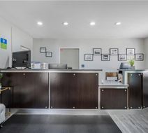 SureStay Hotel by BW Beverly Hills West Lobby