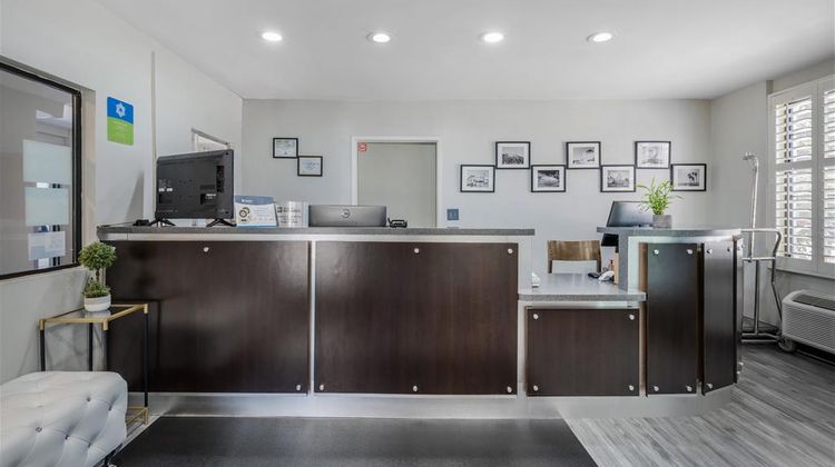 SureStay Hotel by BW Beverly Hills West Lobby