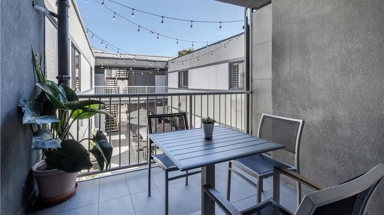 <b>SureStay Hotel by BW Beverly Hills West Other</b>. Images powered by <a href="https://iceportal.shijigroup.com/" title="IcePortal" target="_blank">IcePortal</a>.