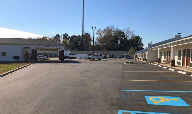 Americas Best Value Inn & Suites Sumter Exterior