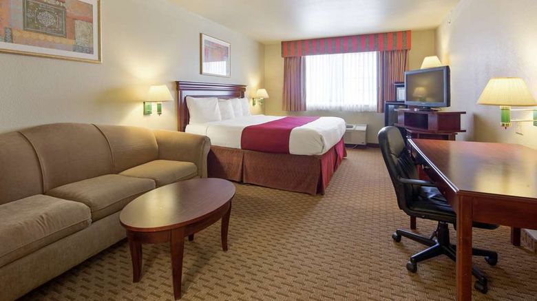 <b>SureStay Plus Hotel by Best Western Suite</b>. Images powered by <a href="https://iceportal.shijigroup.com/" title="IcePortal" target="_blank">IcePortal</a>.