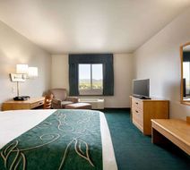 Travelodge Milford Room