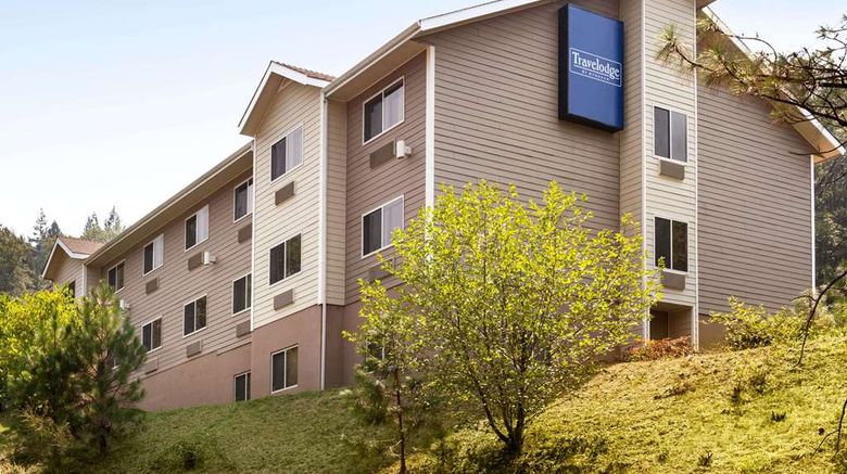 <b>Travelodge Dunsmuir Exterior</b>. Images powered by <a href="https://iceportal.shijigroup.com/" title="IcePortal" target="_blank">IcePortal</a>.