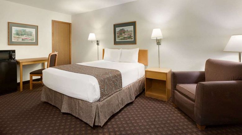 <b>Travelodge Belen Room</b>. Images powered by <a href="https://iceportal.shijigroup.com/" title="IcePortal" target="_blank">IcePortal</a>.