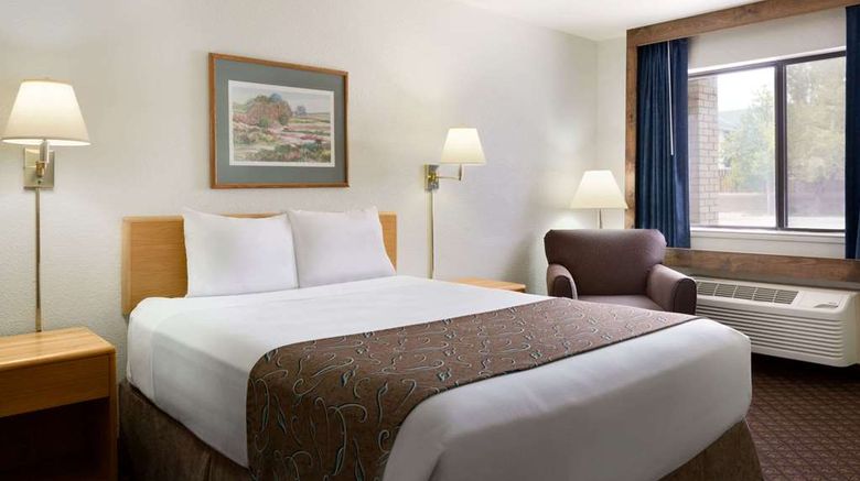 <b>Travelodge Belen Room</b>. Images powered by <a href="https://iceportal.shijigroup.com/" title="IcePortal" target="_blank">IcePortal</a>.