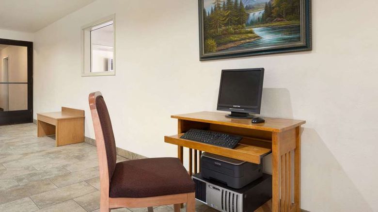 <b>Travelodge Belen Other</b>. Images powered by <a href="https://iceportal.shijigroup.com/" title="IcePortal" target="_blank">IcePortal</a>.