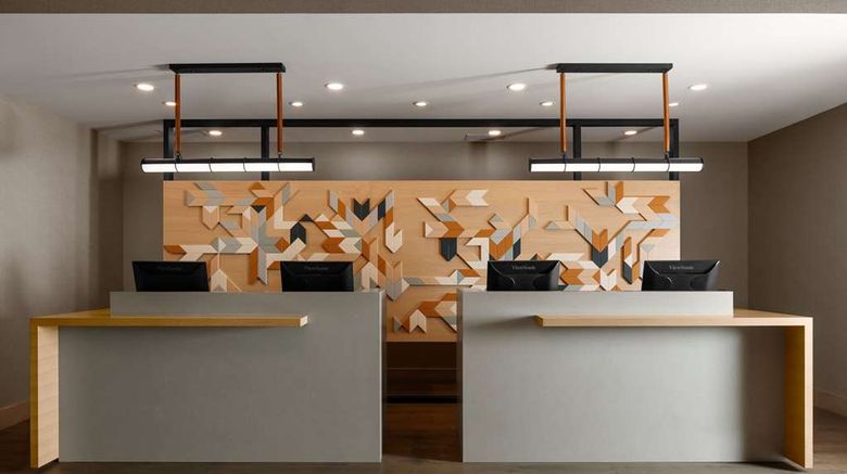<b>Spirit Ridge Lobby</b>. Images powered by <a href="https://iceportal.shijigroup.com/" title="IcePortal" target="_blank">IcePortal</a>.