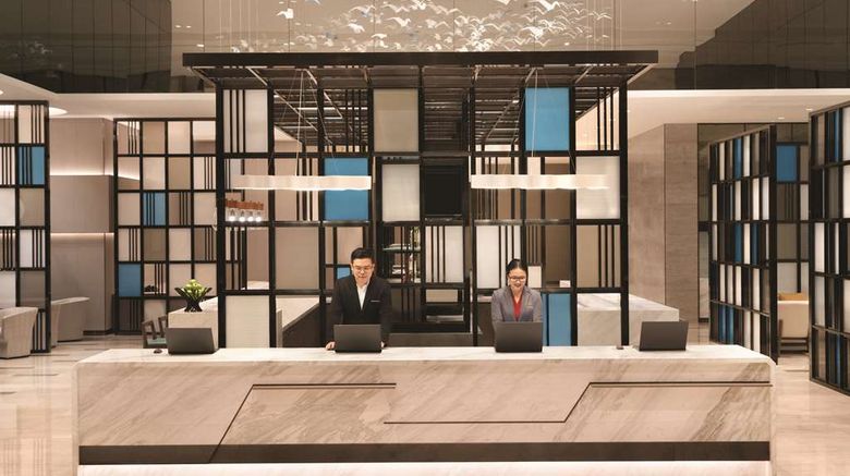 <b>Hyatt Place Zhuhai Jinshi Lobby</b>. Images powered by <a href="https://iceportal.shijigroup.com/" title="IcePortal" target="_blank">IcePortal</a>.