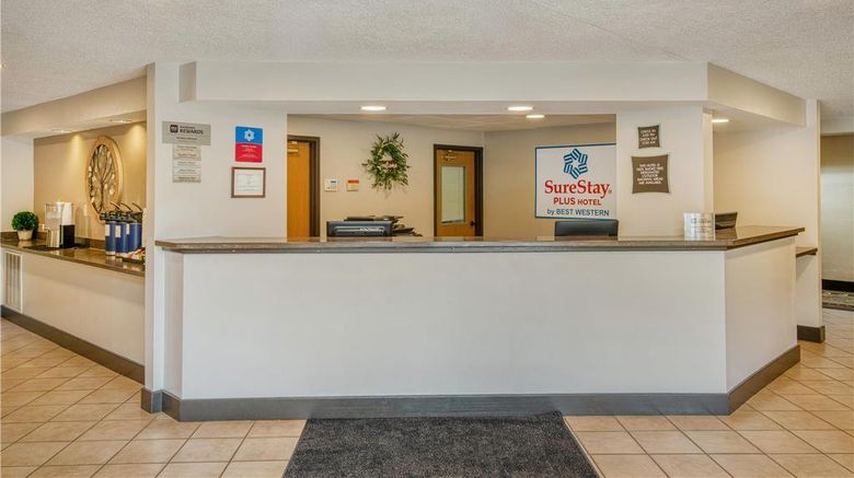<b>SureStay Plus Hotel by Best Western Lobby</b>. Images powered by <a href="https://iceportal.shijigroup.com/" title="IcePortal" target="_blank">IcePortal</a>.