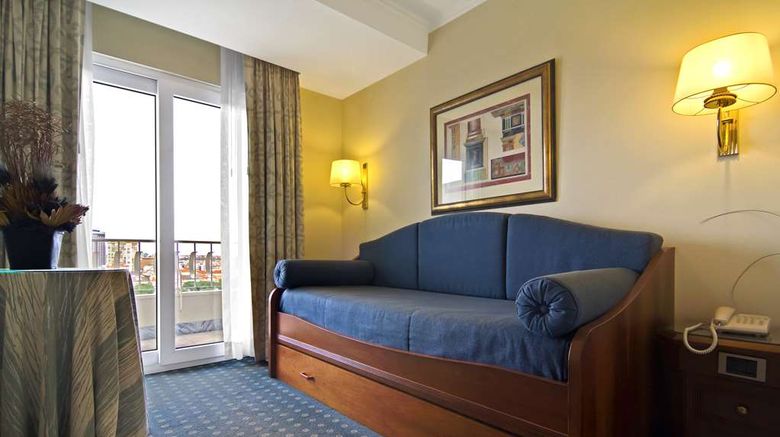 <b>SANA Rex Hotel Suite</b>. Images powered by <a href="https://iceportal.shijigroup.com/" title="IcePortal" target="_blank">IcePortal</a>.