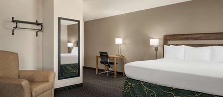 Baymont Inn & Suites Rawlins Room