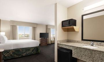 Baymont Inn & Suites Rawlins