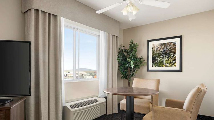 Baymont Inn & Suites Rawlins Room