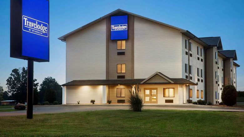 <b>Travelodge Livonia Exterior</b>. Images powered by <a href="https://iceportal.shijigroup.com/" title="IcePortal" target="_blank">IcePortal</a>.