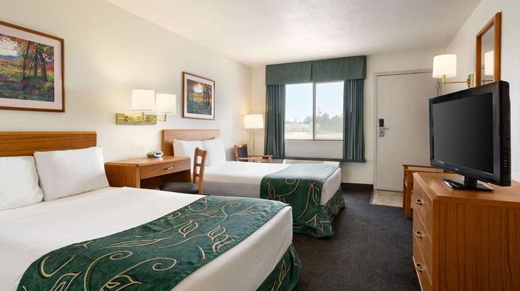 Travelodge Sharon Springs Room