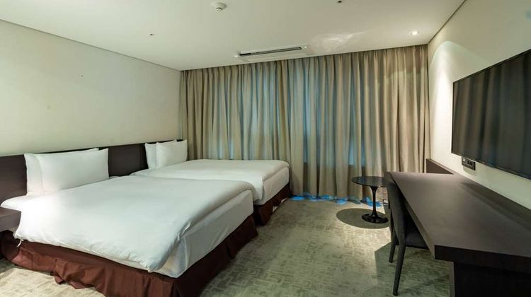 Ramada Encore Cheonan Room