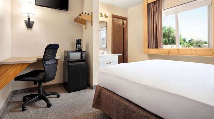 Travelodge Guernsey Room