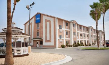 Travelodge by Wyndham Yermo