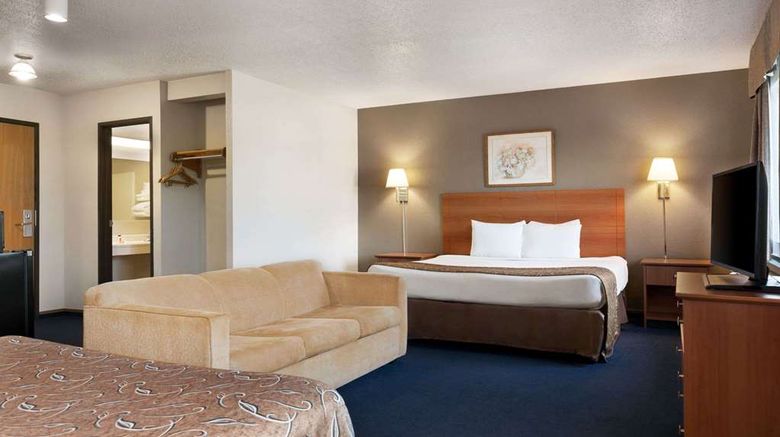 <b>Super 8 by Wyndham Lincoln North Room</b>. Images powered by <a href="https://iceportal.shijigroup.com/" title="IcePortal" target="_blank">IcePortal</a>.
