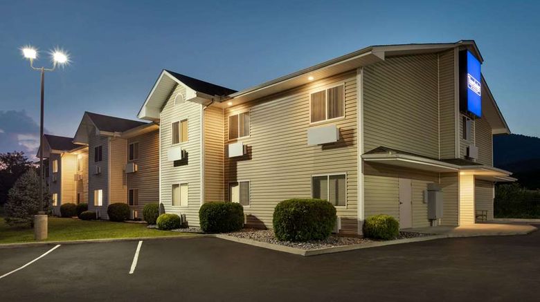 <b>Travelodge Low Moor Near Covington Exterior</b>. Images powered by <a href="https://iceportal.shijigroup.com/" title="IcePortal" target="_blank">IcePortal</a>.
