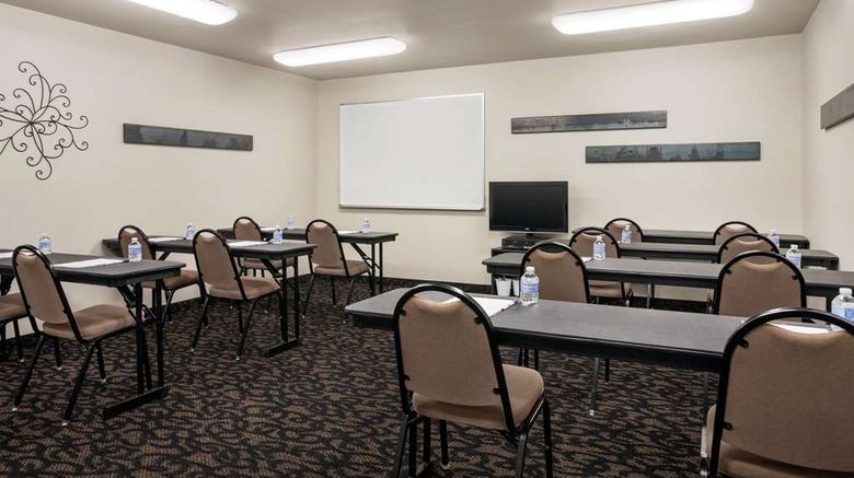 <b>Travelodge by Wyndham McAlester Meeting</b>. Images powered by <a href="https://iceportal.shijigroup.com/" title="IcePortal" target="_blank">IcePortal</a>.