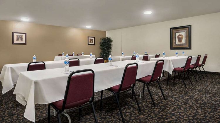 Baymont Inn & Suites Hearne Meeting