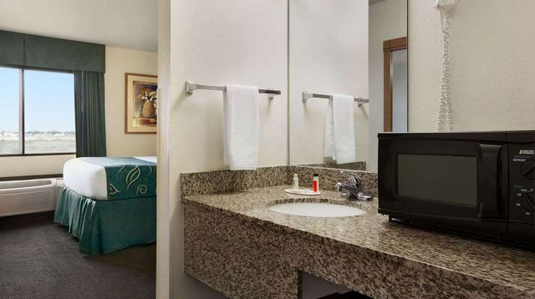 <b>Travelodge Pecos Room</b>. Images powered by <a href="https://iceportal.shijigroup.com/" title="IcePortal" target="_blank">IcePortal</a>.