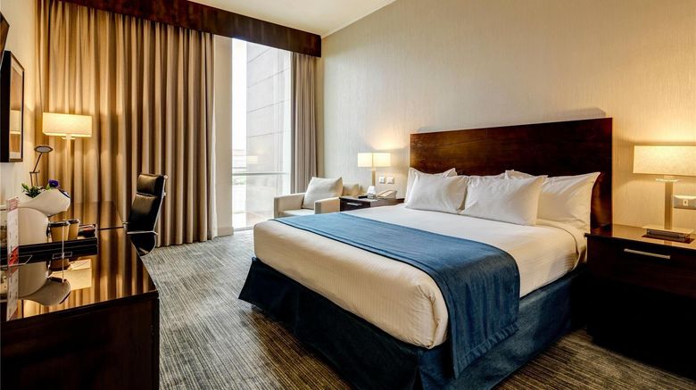 <b>Wyndham Santiago Aeropuerto Room</b>. Images powered by <a href="https://iceportal.shijigroup.com/" title="IcePortal" target="_blank">IcePortal</a>.