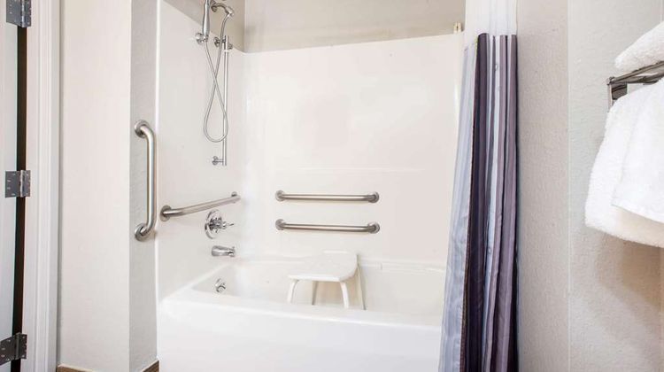 La Quinta Inn & Suites Elkhart Room